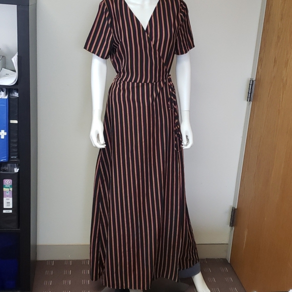 Lulus Dresses & Skirts - NWOT Sage The Label Maxi Wrap Dress